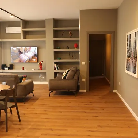 아파트 Anna & Salvo's House *