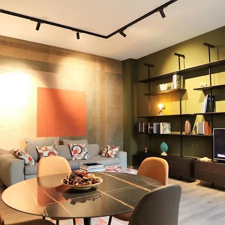 Anna & Salvo's House Apartment *